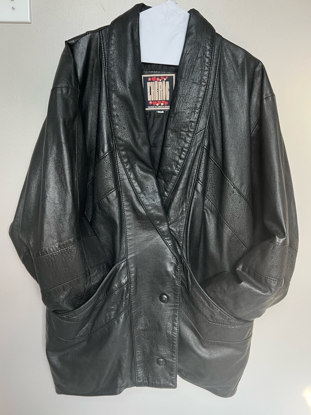 VINTAGE | Made in Canada | Women’s Leather Jacket